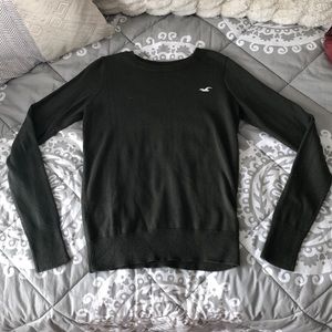 HOLLISTER ARMY GREEN CREWNECK